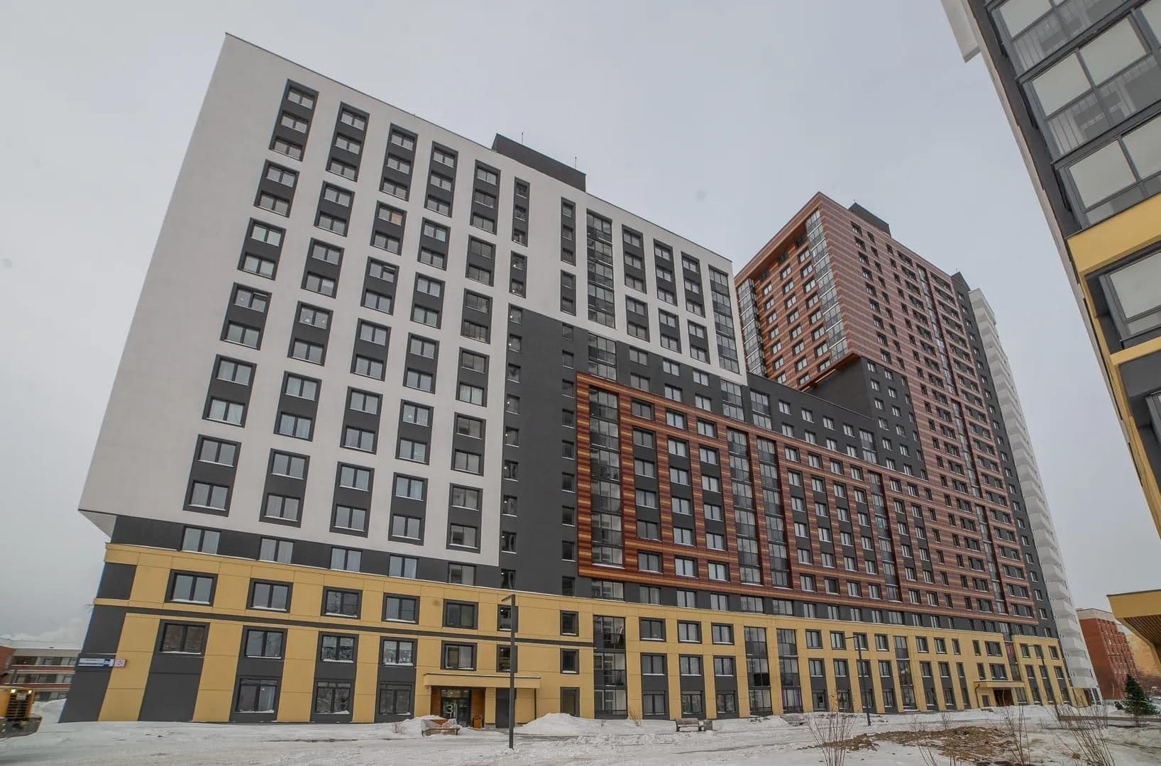 Европа-центр Космонавтов, 26А