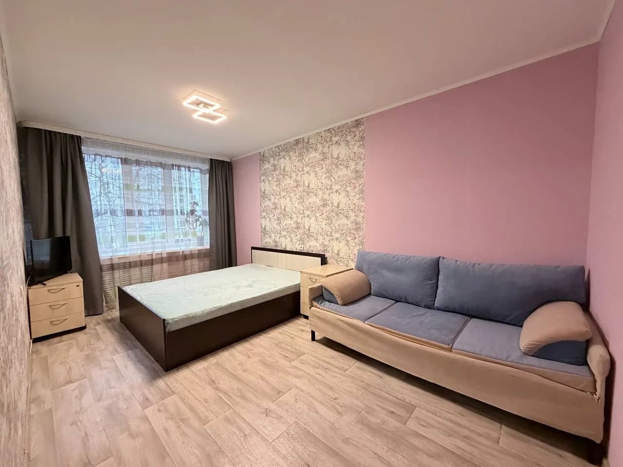 Горького 5-32