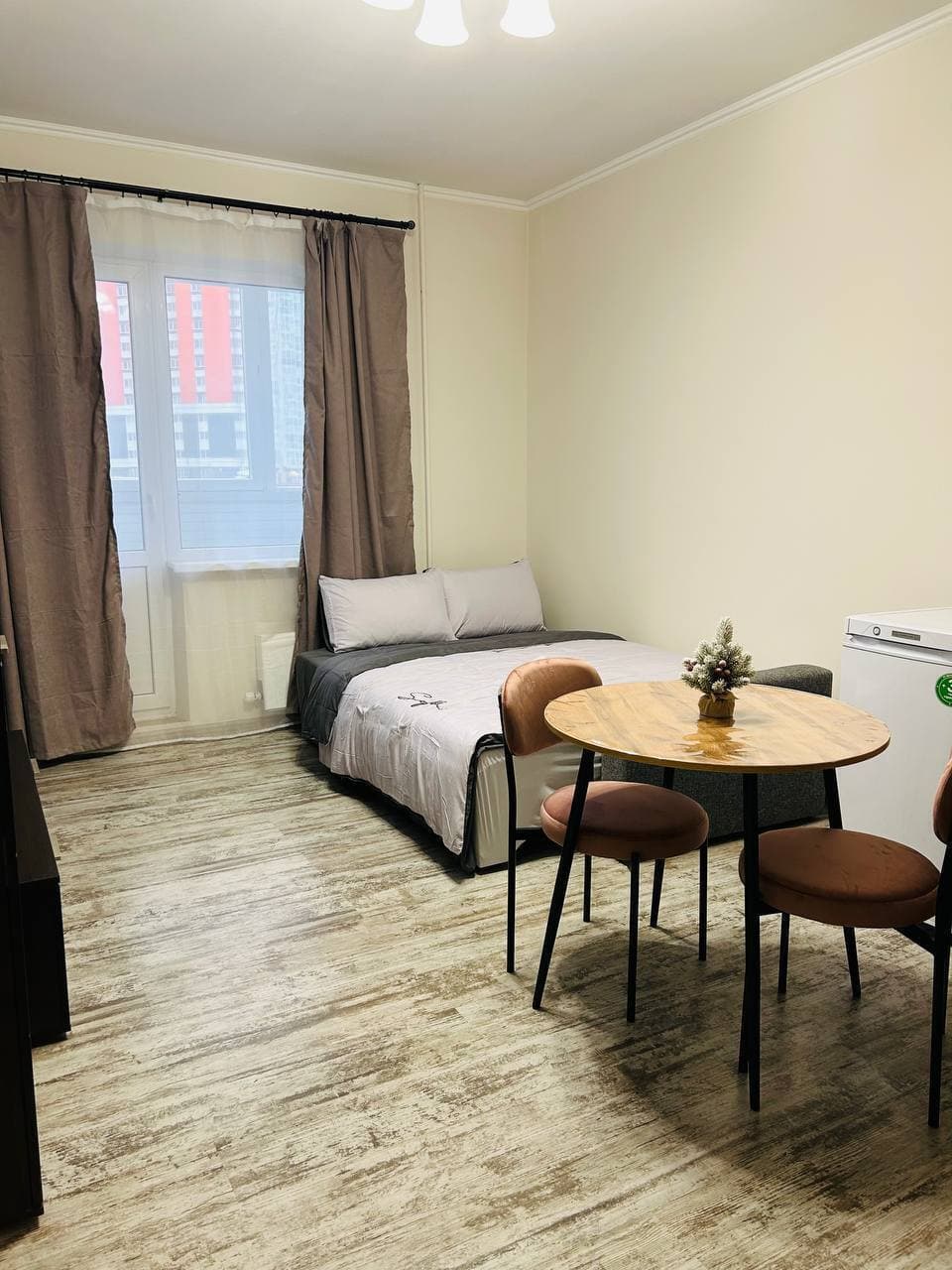 LifeApartments Трехсвятская 6
