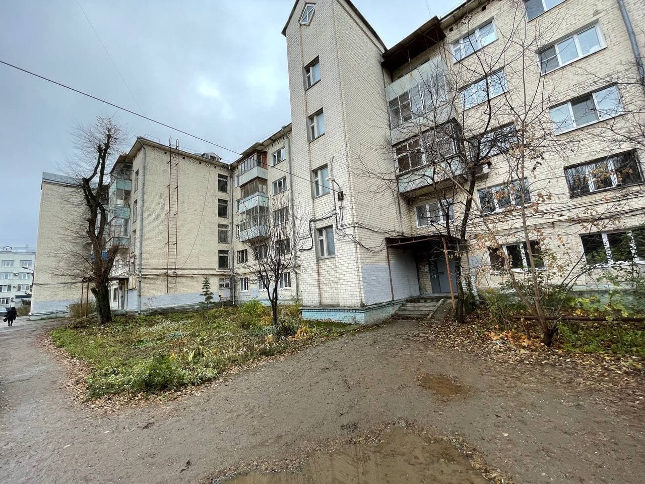 Дом Доступно Бульвар Гагарина 49
