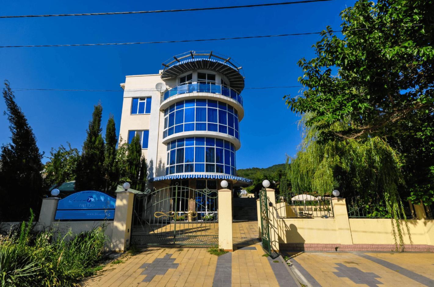 Ласточкино гнездо