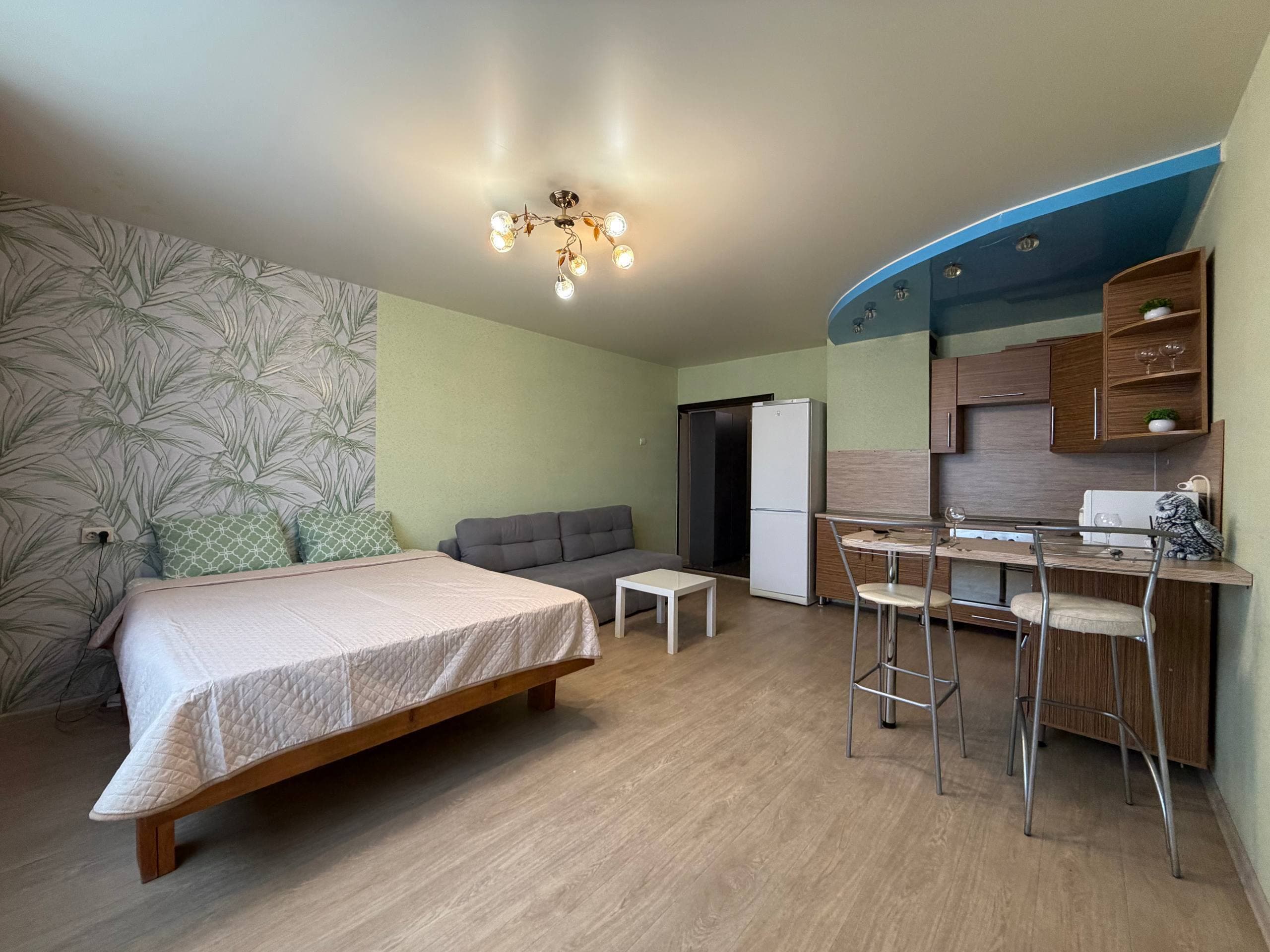 HOME HOTEL улица Татьяны Снежиной, 48